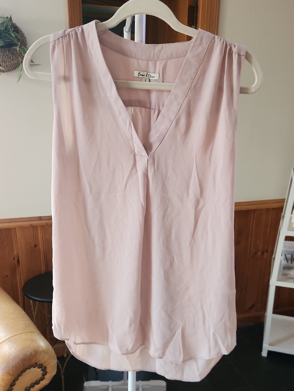 Emma & Olivia Sleeveless V-Neck Blouse in Light Blush